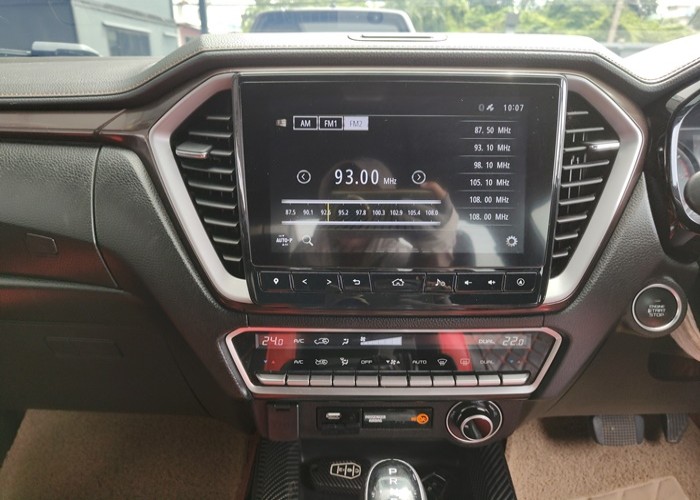 Used 1
                    ISUZU
                     for Sale Image