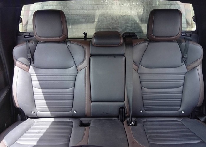 Used 8
                    ISUZU
                     for Sale Image