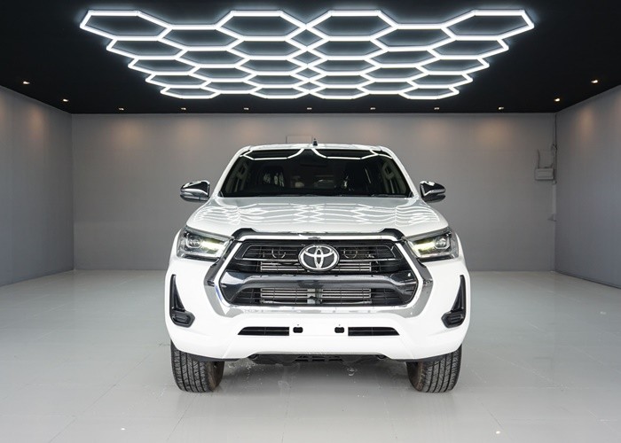 Used 7
                    TOYOTA
                     for Sale Image