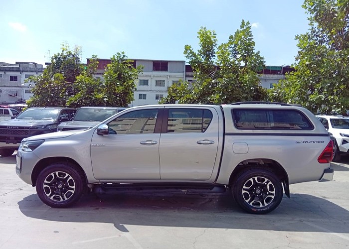 Used 9
                    TOYOTA
                     for Sale Image