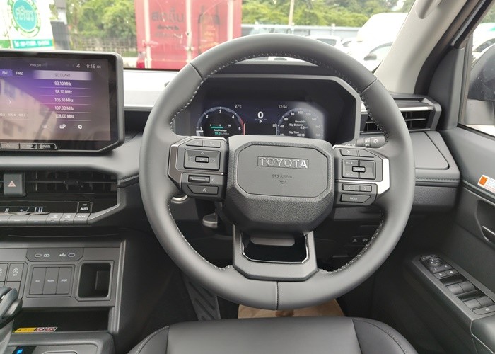 Used 5
                    TOYOTA
                     for Sale Image