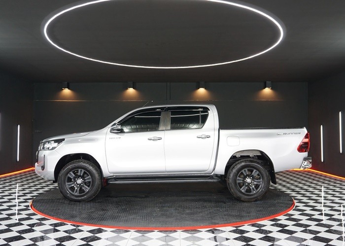 Used 6
                    TOYOTA
                     for Sale Image