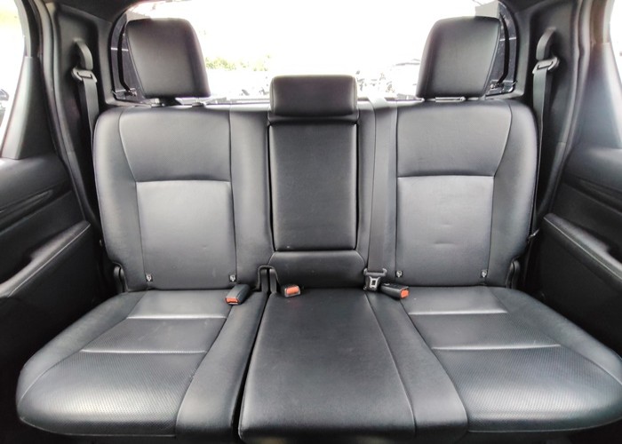 Used 5
                    TOYOTA
                     for Sale Image