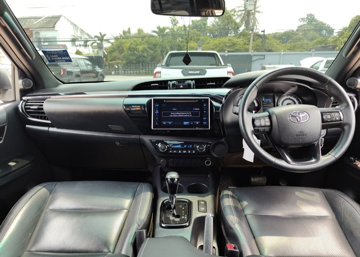 Used 5
                    TOYOTA
                     for Sale Image