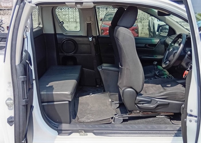 Used 5
                    TOYOTA
                     for Sale Image