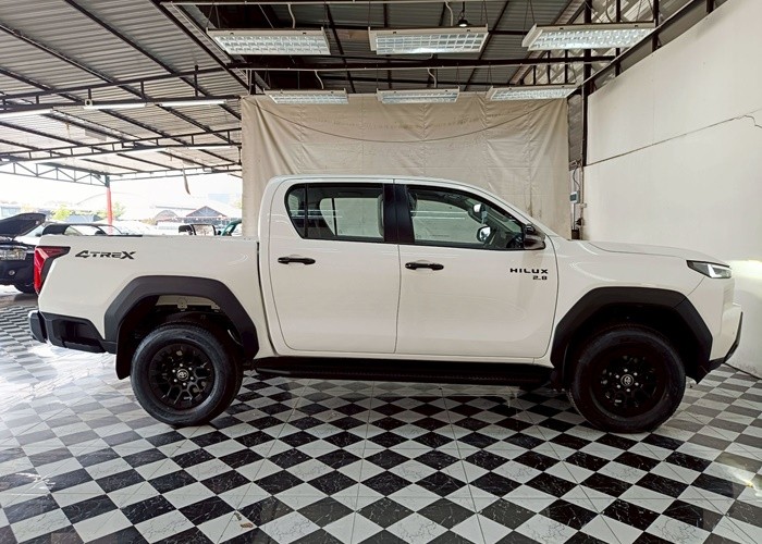 Used 1
                    TOYOTA
                     for Sale Image