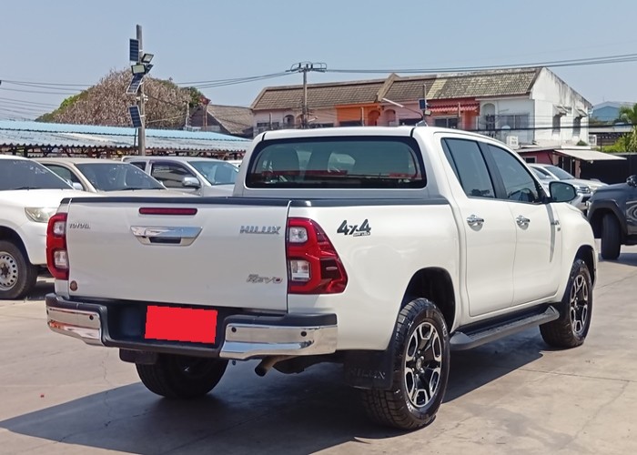 Used 12
                    TOYOTA
                     for Sale Image