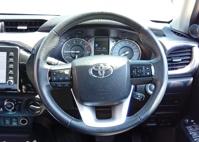 Used 12
                    TOYOTA
                     for Sale Image