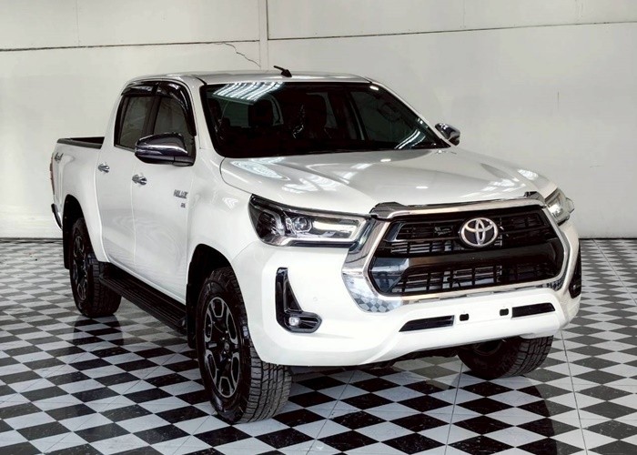 Used 12
                    TOYOTA
                     for Sale Image