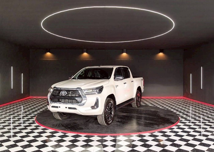 TOYOTA