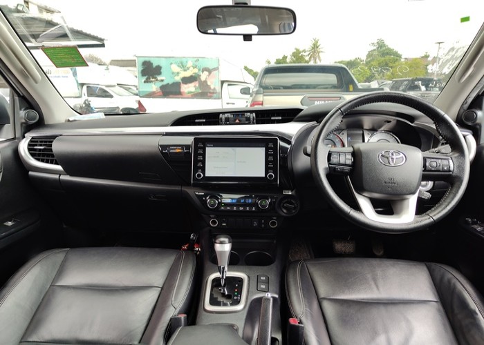 Used 12
                    TOYOTA
                     for Sale Image