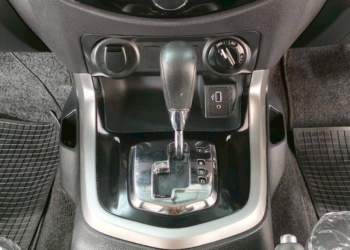 Used 9
                    NISSAN
                     for Sale Image