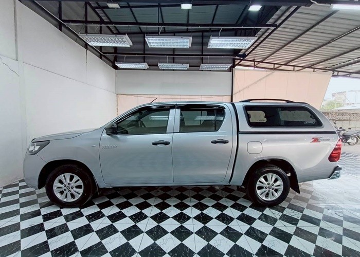 Used 9
                    TOYOTA
                     for Sale Image