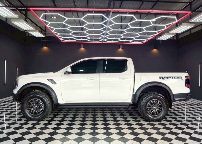 Used 12
                    FORD
                     for Sale Image