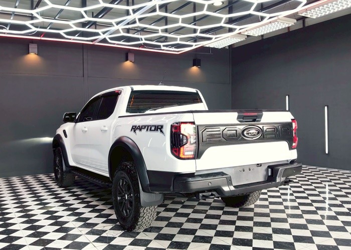 Used 12
                    FORD
                     for Sale Image