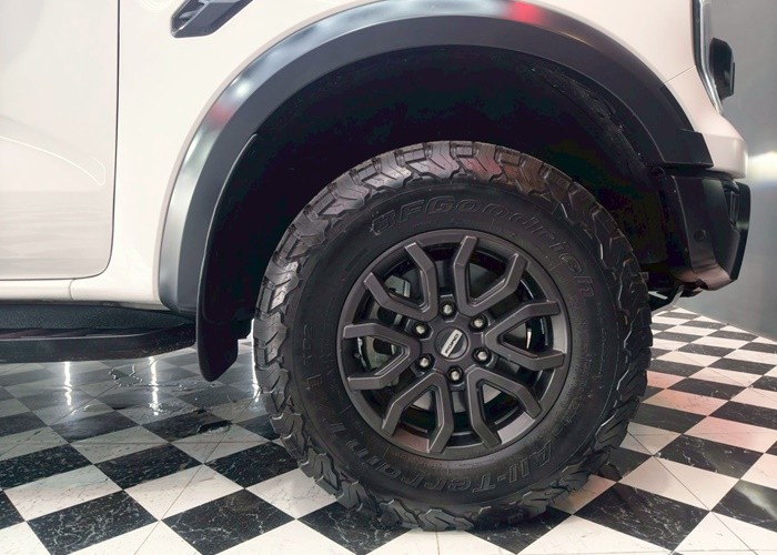 Used 12
                    FORD
                     for Sale Image