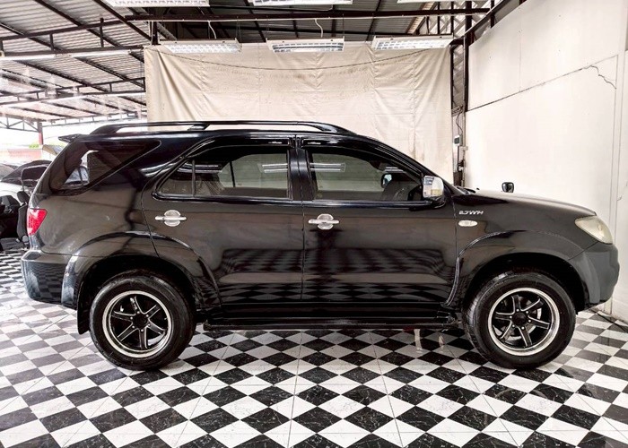 Used 5
                    TOYOTA
                     for Sale Image