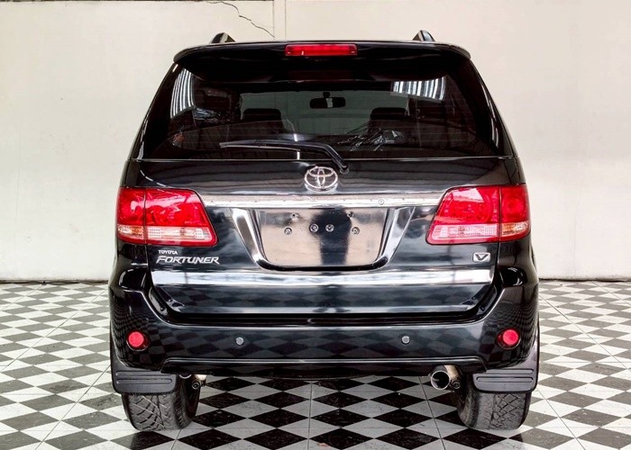Used 5
                    TOYOTA
                     for Sale Image