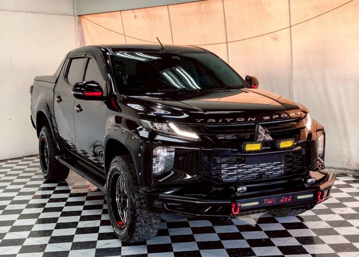 Used 3
                    MITSUBISHI
                     for Sale Image