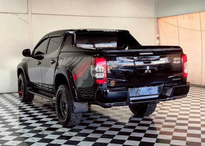 Used 3
                    MITSUBISHI
                     for Sale Image