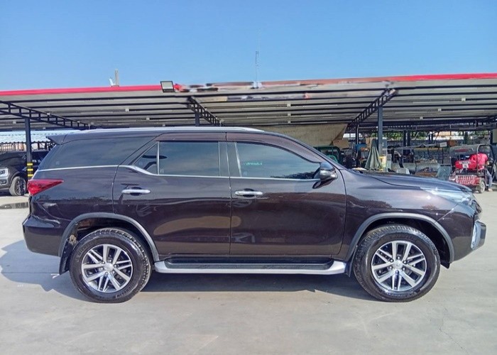 Used 7
                    TOYOTA
                     for Sale Image