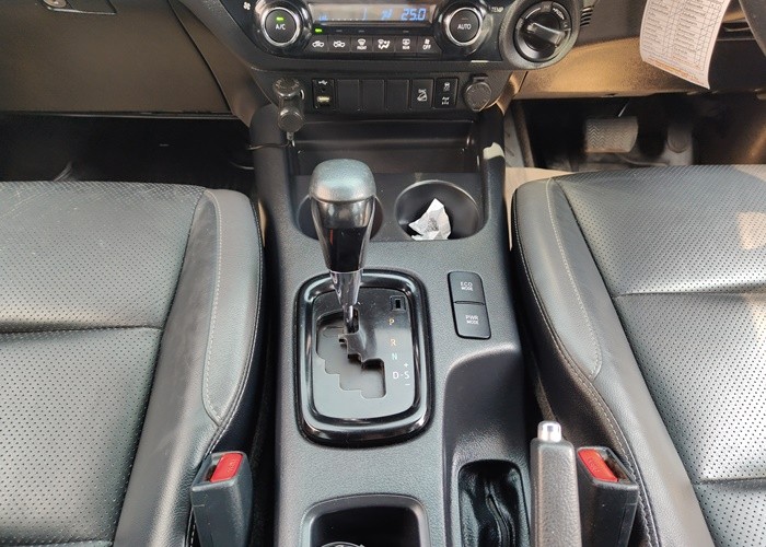 Used 4
                    TOYOTA
                     for Sale Image