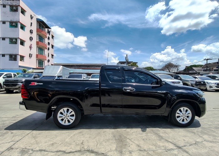 Used 8
                    TOYOTA
                     for Sale Image