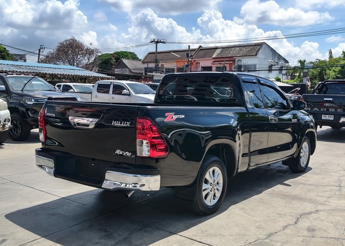 Used 8
                    TOYOTA
                     for Sale Image