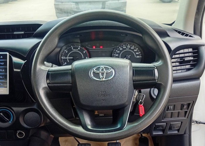 Used 7
                    TOYOTA
                     for Sale Image