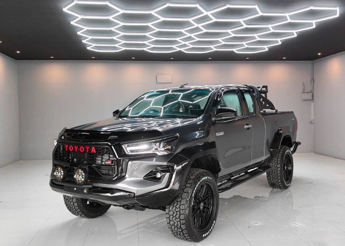 TOYOTA