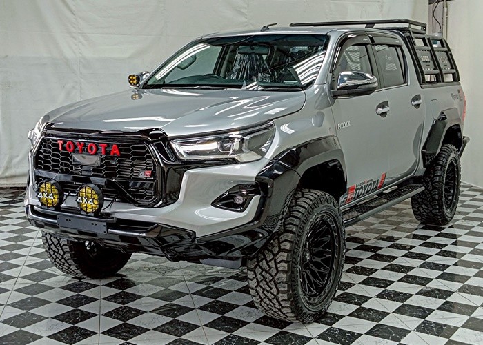 TOYOTA