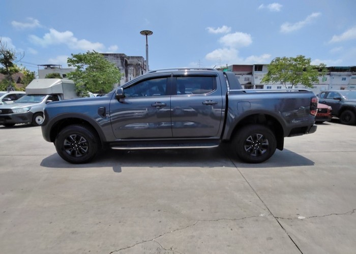 Used 8
                    FORD
                     for Sale Image