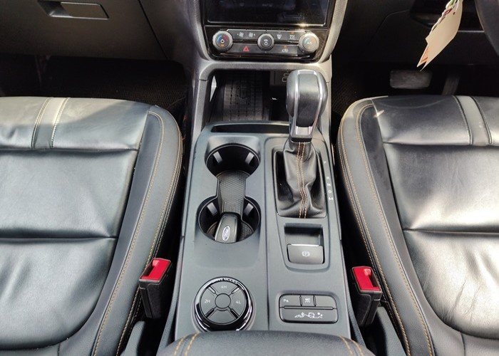 Used 8
                    FORD
                     for Sale Image