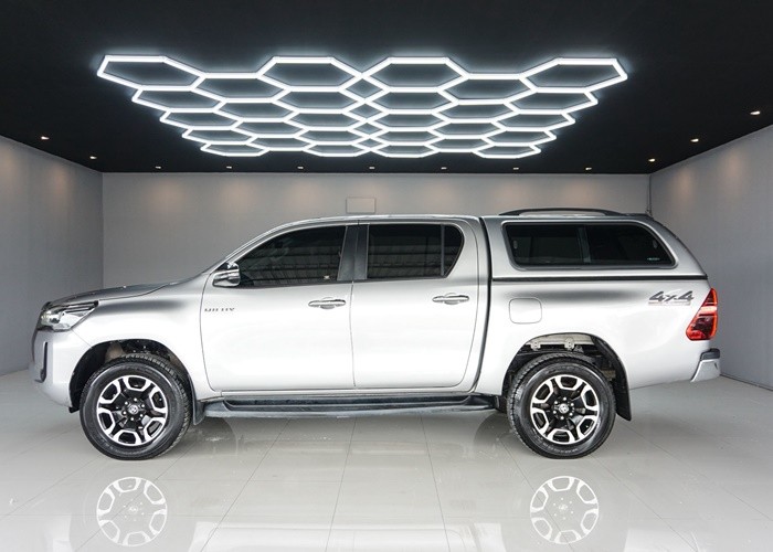 Used 9
                    TOYOTA
                     for Sale Image