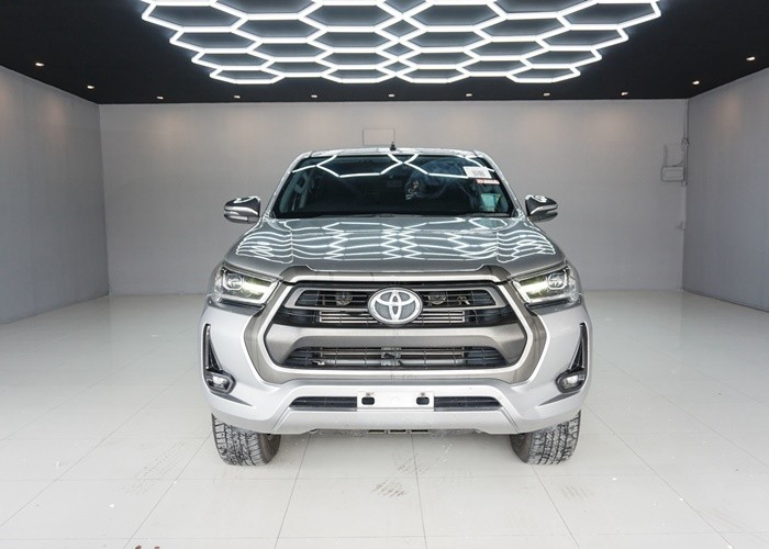 Used 9
                    TOYOTA
                     for Sale Image