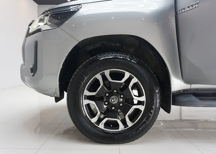 Used 9
                    TOYOTA
                     for Sale Image