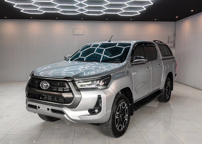TOYOTA