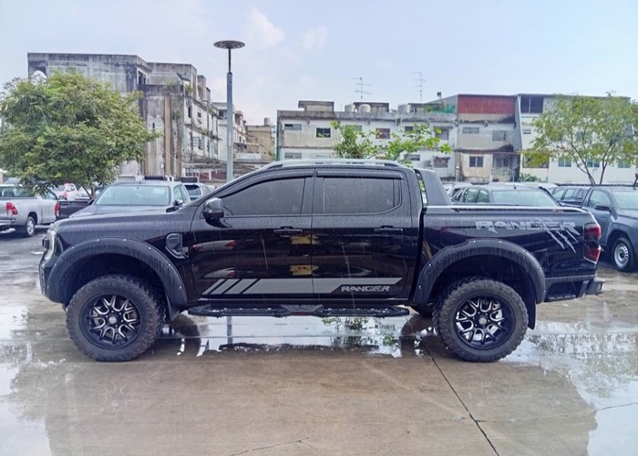 Used 12
                    FORD
                     for Sale Image