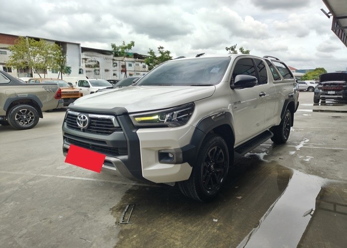 Used 6
                    TOYOTA
                     for Sale Image