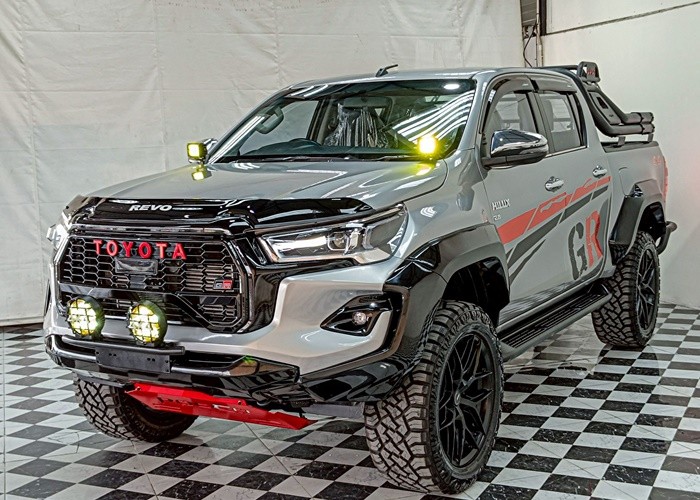 TOYOTA