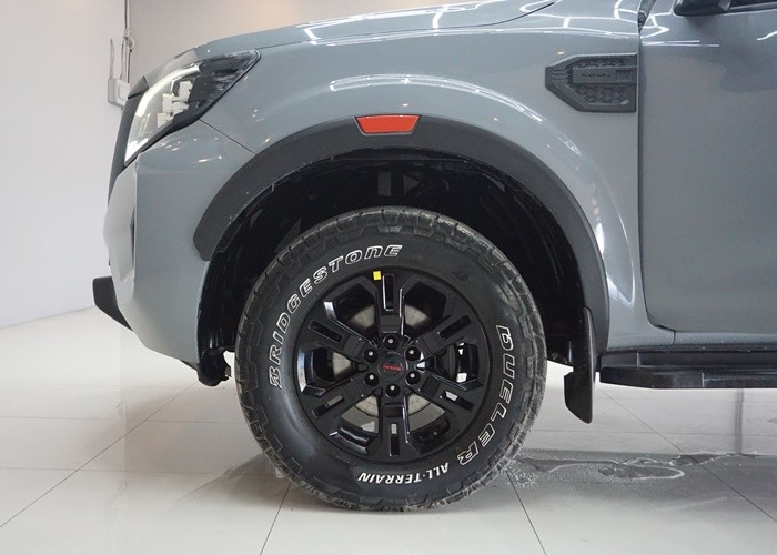 Used 8
                    NISSAN
                     for Sale Image