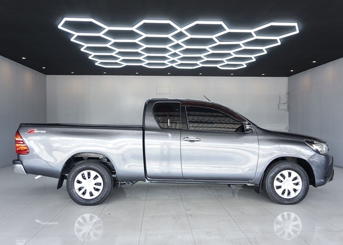 Used 11
                    TOYOTA
                     for Sale Image