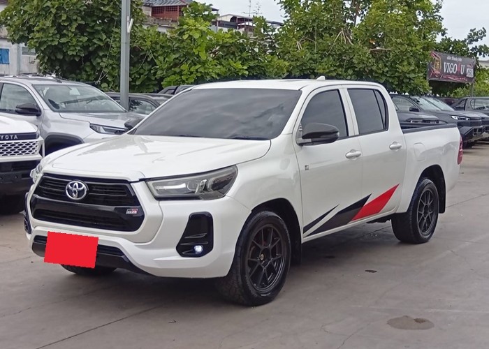 TOYOTA