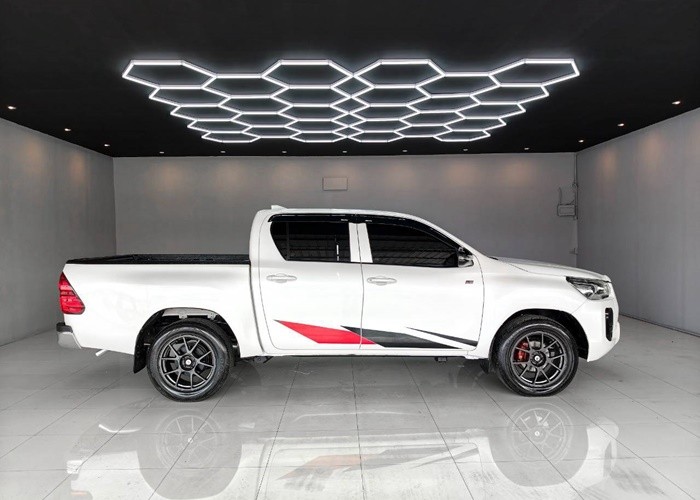 Used 8
                    TOYOTA
                     for Sale Image