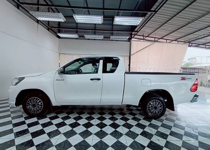 Used 3
                    TOYOTA
                     for Sale Image
