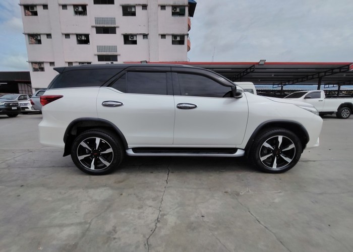 Used 2
                    TOYOTA
                     for Sale Image