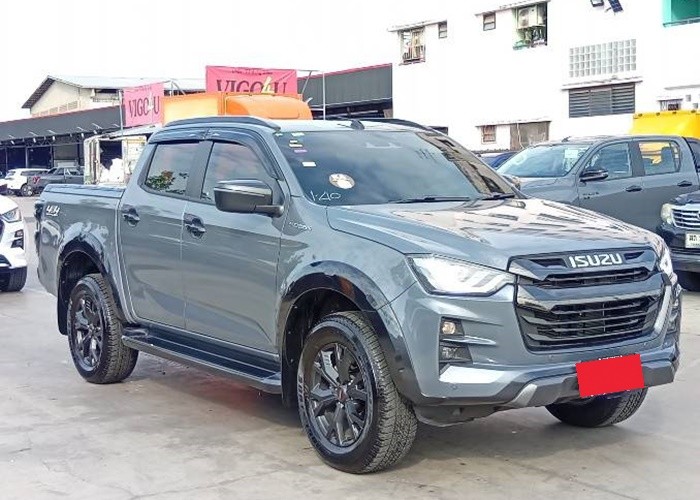 Used 1
                    ISUZU
                     for Sale Image