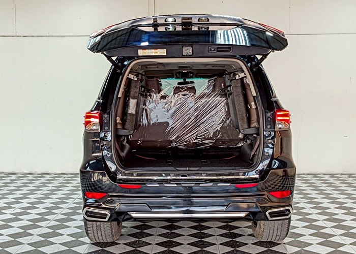 Used 5
                    TOYOTA
                     for Sale Image