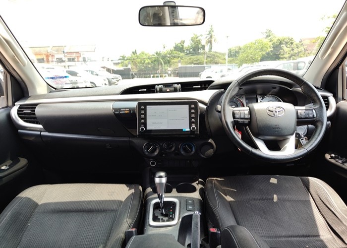 Used 12
                    TOYOTA
                     for Sale Image