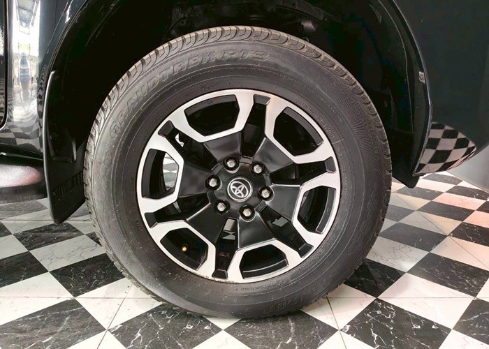 Used 12
                    TOYOTA
                     for Sale Image